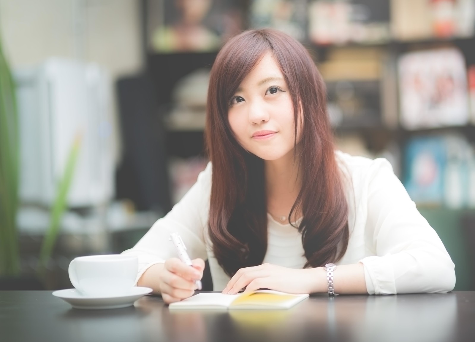 クチコミサイトは自作自演が多い